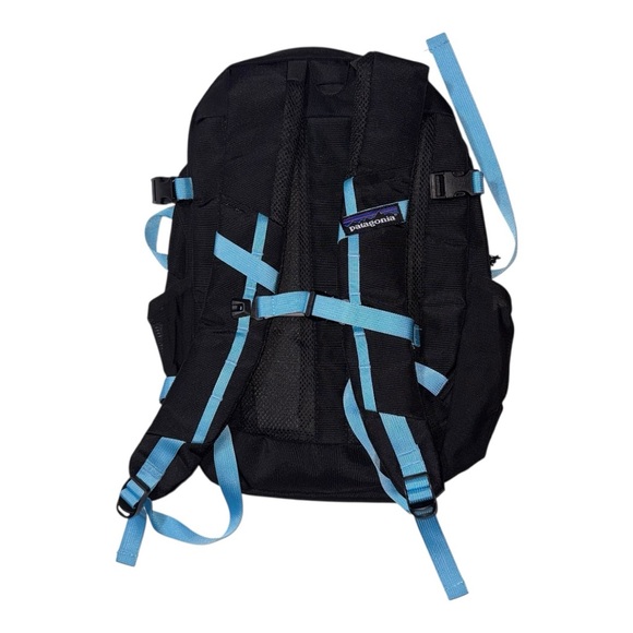 Patagonia (NWT) Black Refugio Backpack - Picture 2 of 15